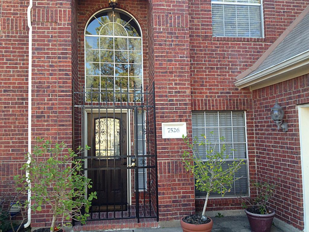 7526 Las Flores Dr, Houston, TX 77083
