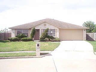 10902 Linden Gate Dr  