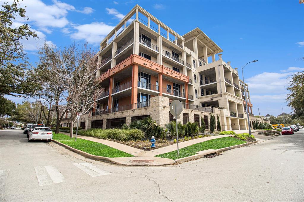 1401 Calumet St Unit 407  