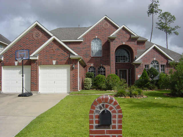 9106 Memorial Hls Dr  