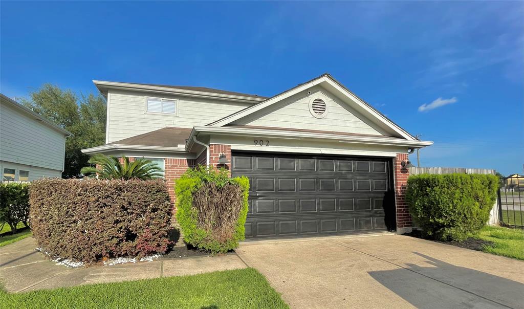 902 Calm Crk Ct  