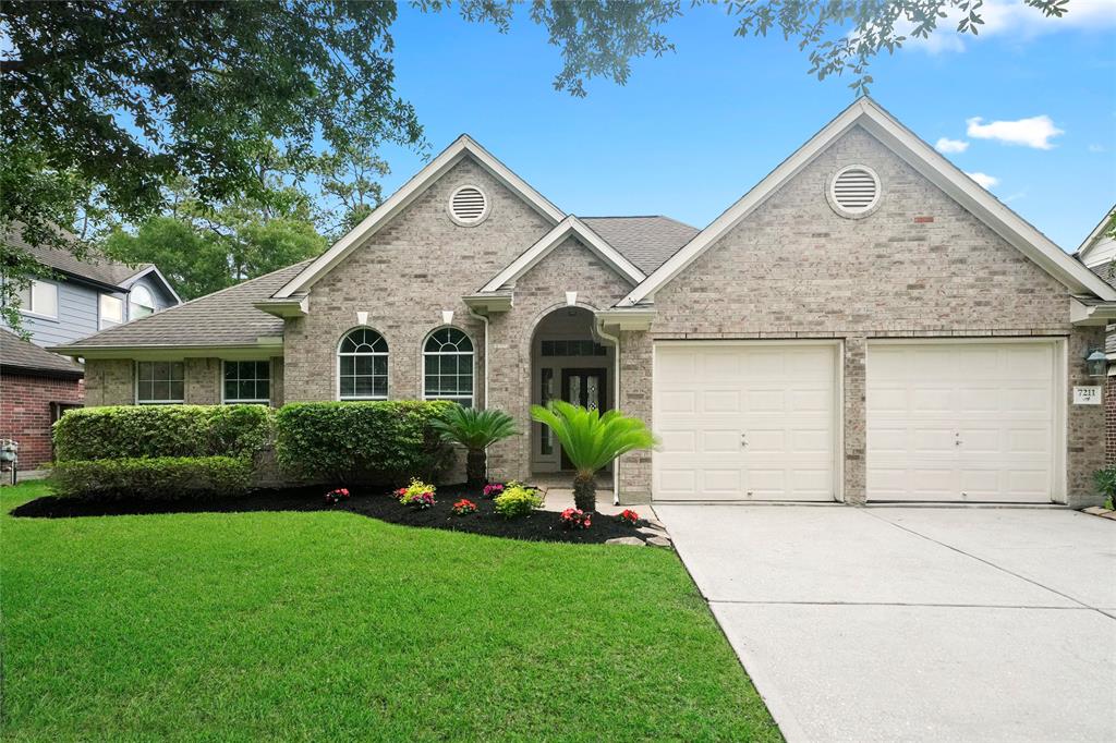 7211 Fall Creek Bnd, HUMBLE, TX 77396
