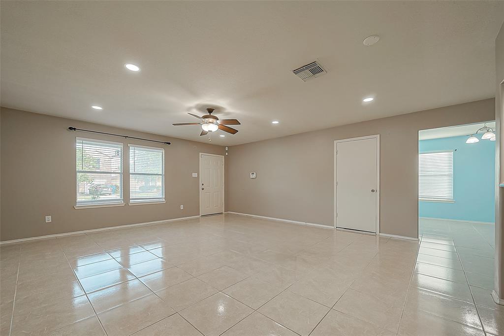 21247 Linden House Ct, HUMBLE, TX 77338