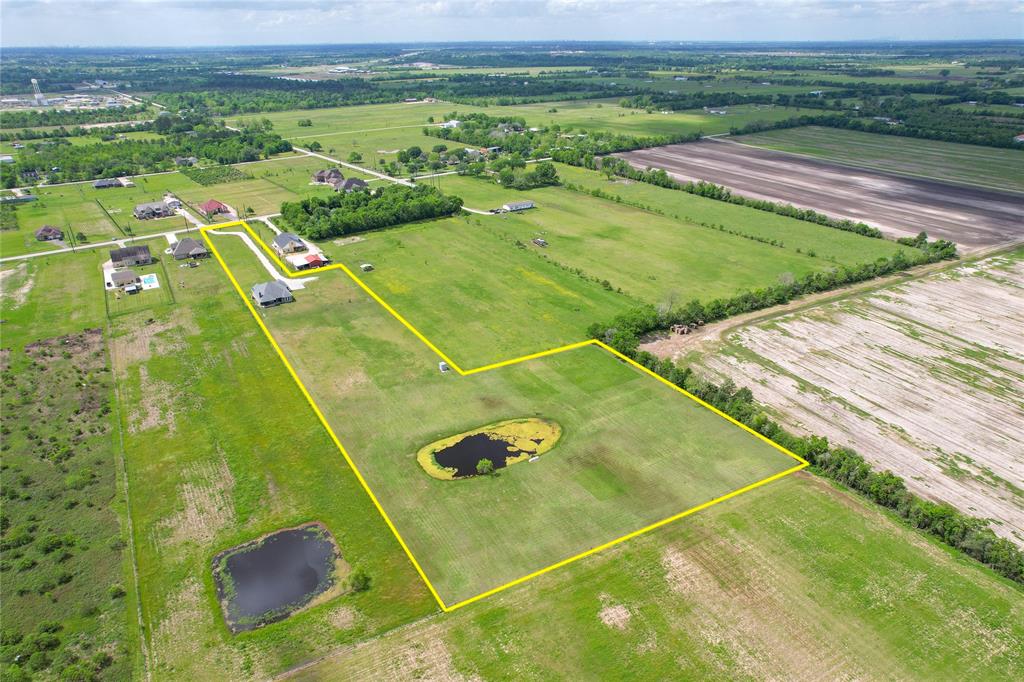 3921 Lord Rd, CROSBY, TX 77532