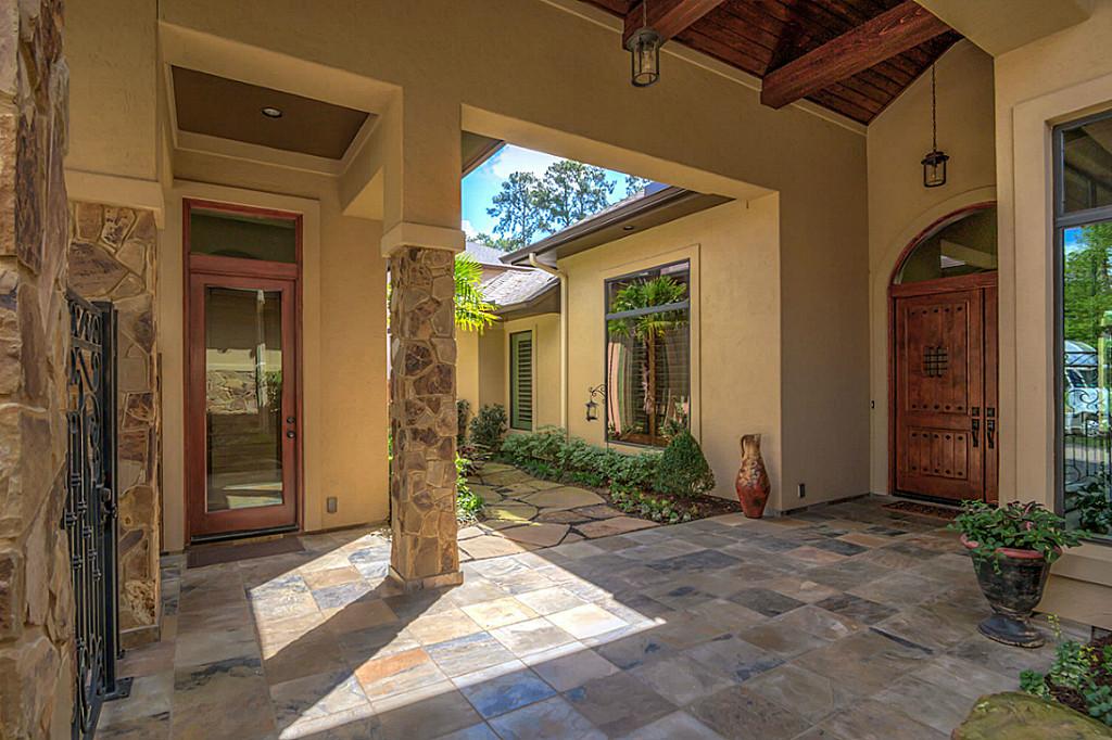 Soro Plan W Gated Courtyard Entry Office Flex Playroom Soro Plan W Gated Courtyard Entry