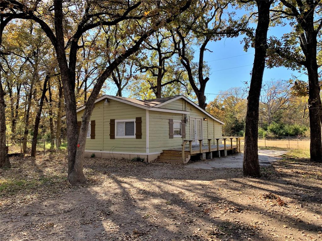 1329 Tawakoni Dr, WEST TAWAKONI, TX 75474