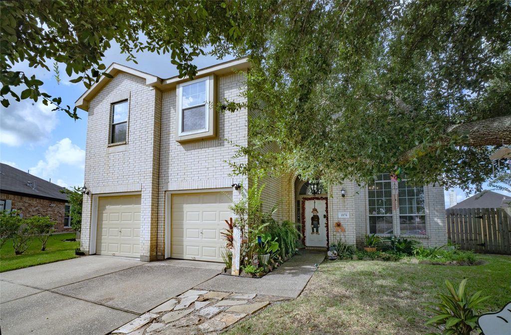 1874 Cedar Cir, DAYTON, TX 77535