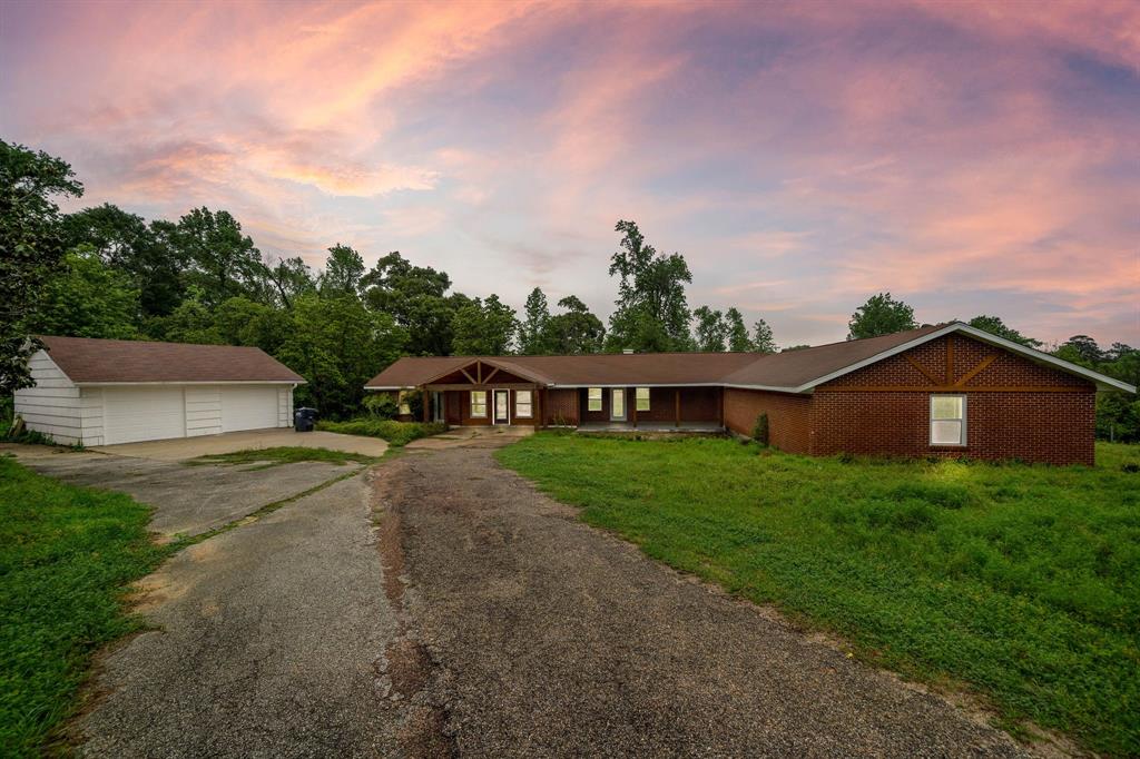 36211 Mildred Ln, PINEHURST, TX 77362