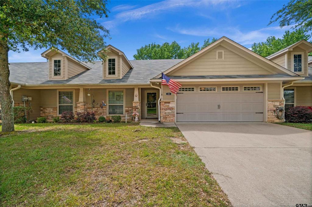 421 W Cumberland Rd Unit 203  