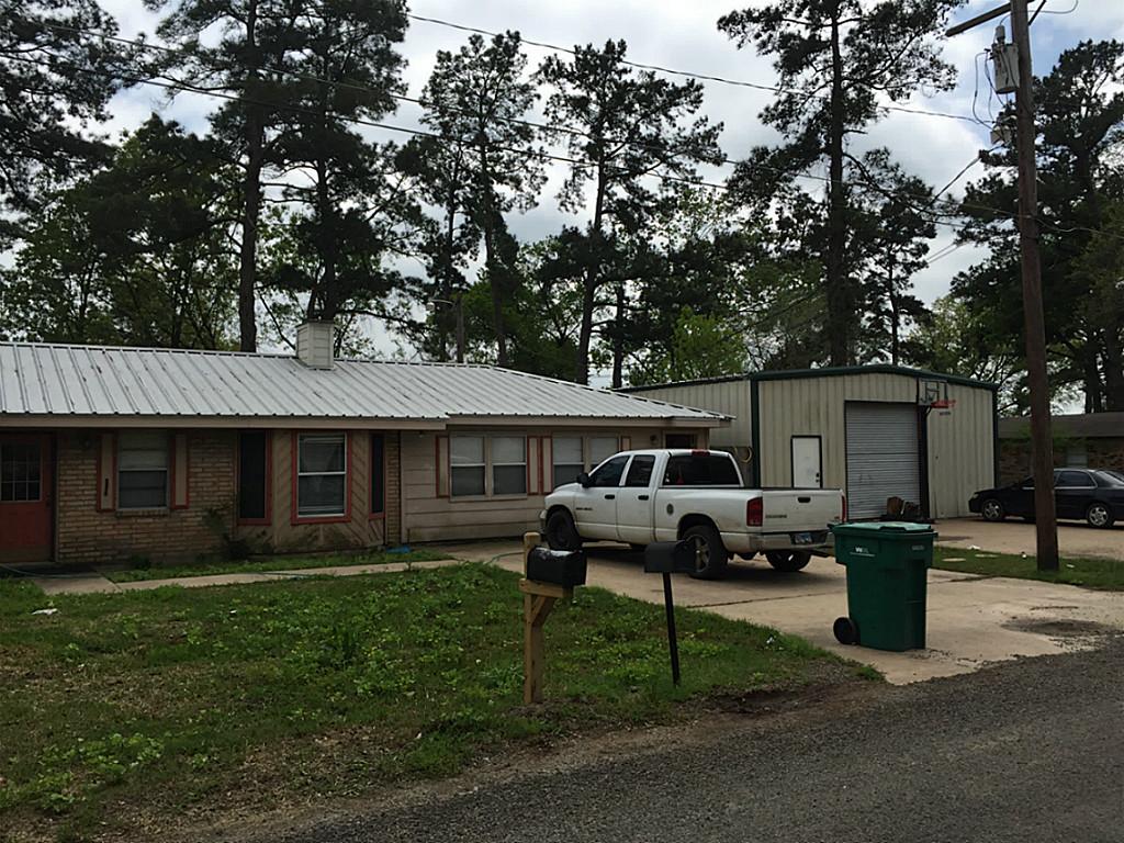 245 West Dr, New Waverly, TX 77358