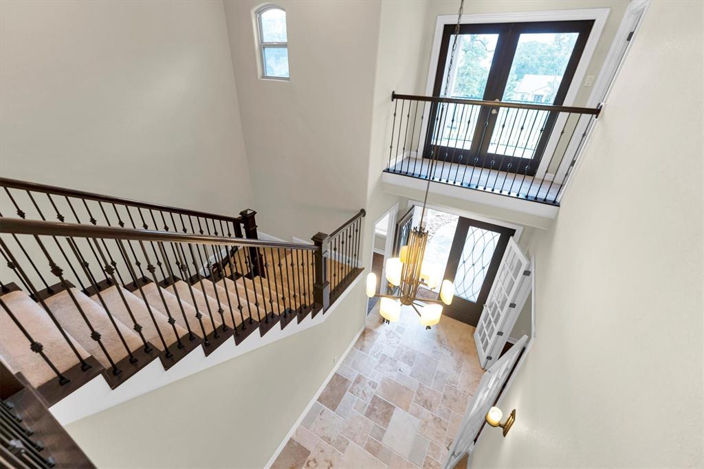 107 Timberwilde Dr, HUNTSVILLE, TX 77320