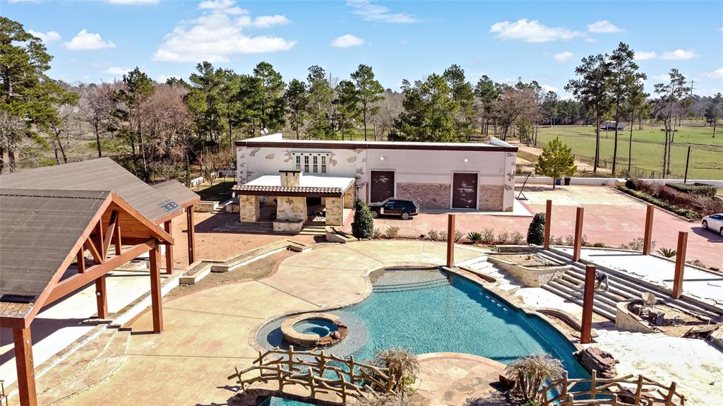 28711 Riley Rd, WALLER, TX 77484