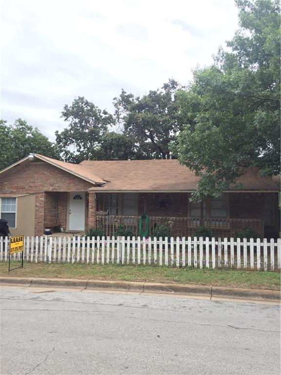 6400 Greenlee St, FORT WORTH, TX 76112