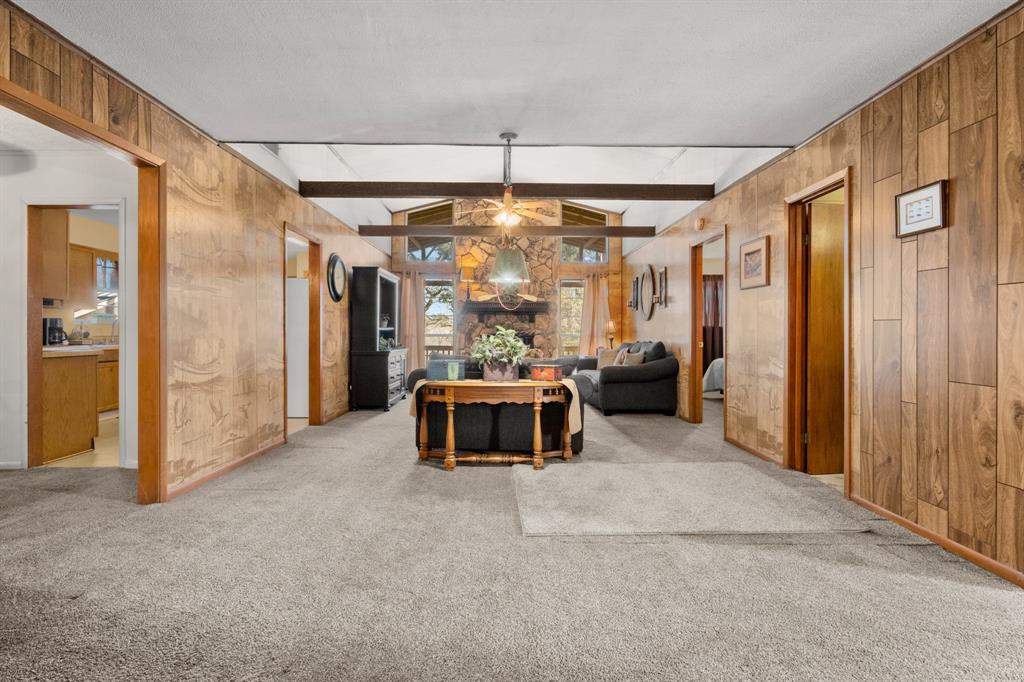 903 Yaupon Cove Dr, ONALASKA, TX 77360