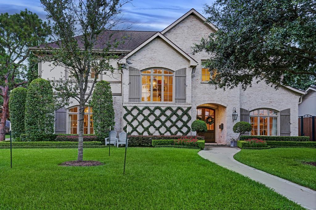 6123 Del Monte Dr, Houston, TX 77057