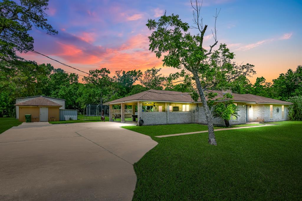 13905 S Goodyear Rd, OLD RIVER WINFREE, TX 77535