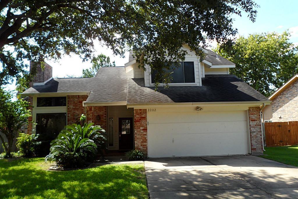 2202 Streamhurst Ln  