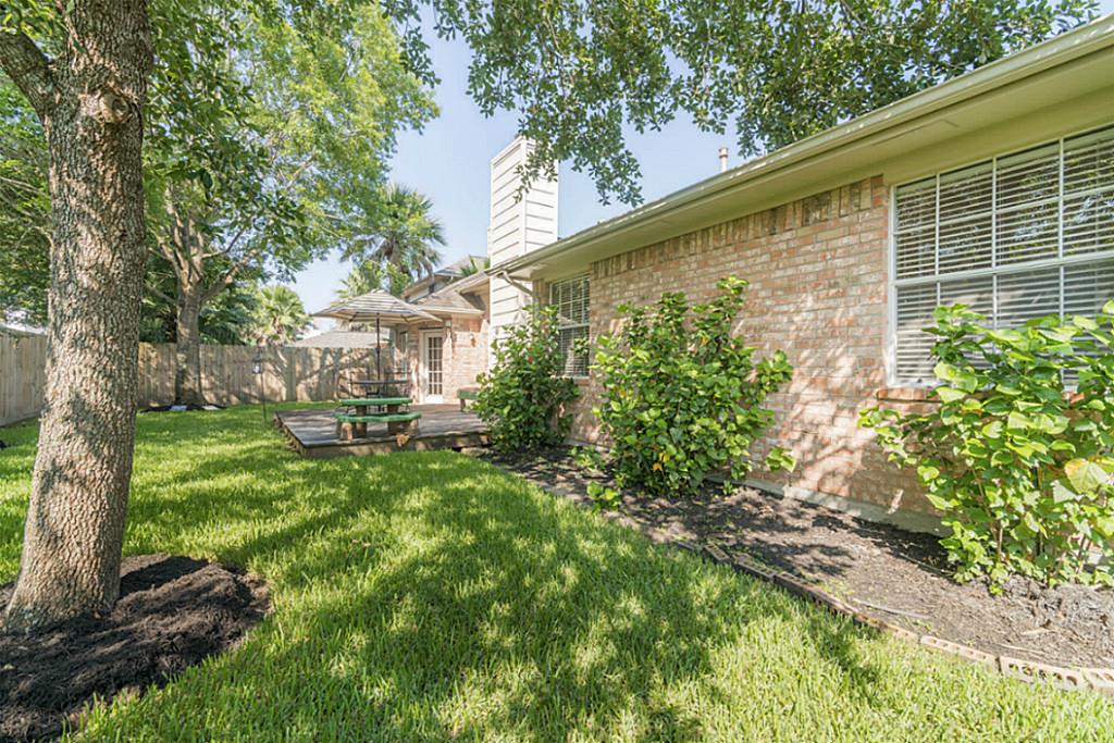 2403 Dixie Woods Dr, PEARLAND, TX 77581