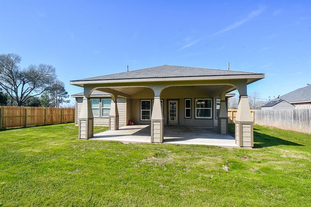 338 Kansas Ave, ORCHARD, TX 77485