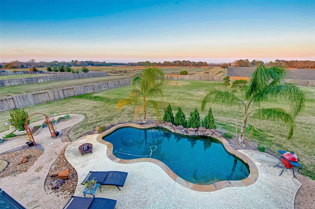 7803 Lake Meredith Dr, NEEDVILLE, TX 77461