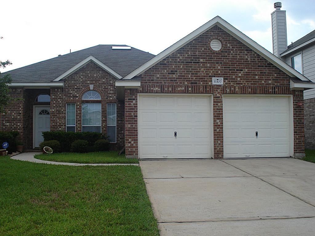 11107 Blue Feather Dr  