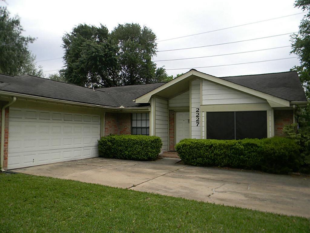 2227 Woodstream Blvd  