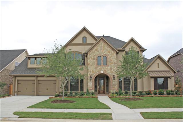 28002 Iberville Gln Dr  