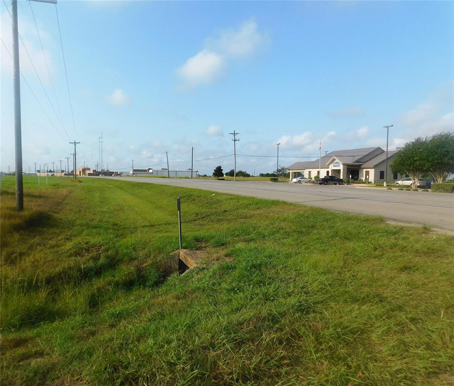 0 West Loop, EL CAMPO, TX 77437