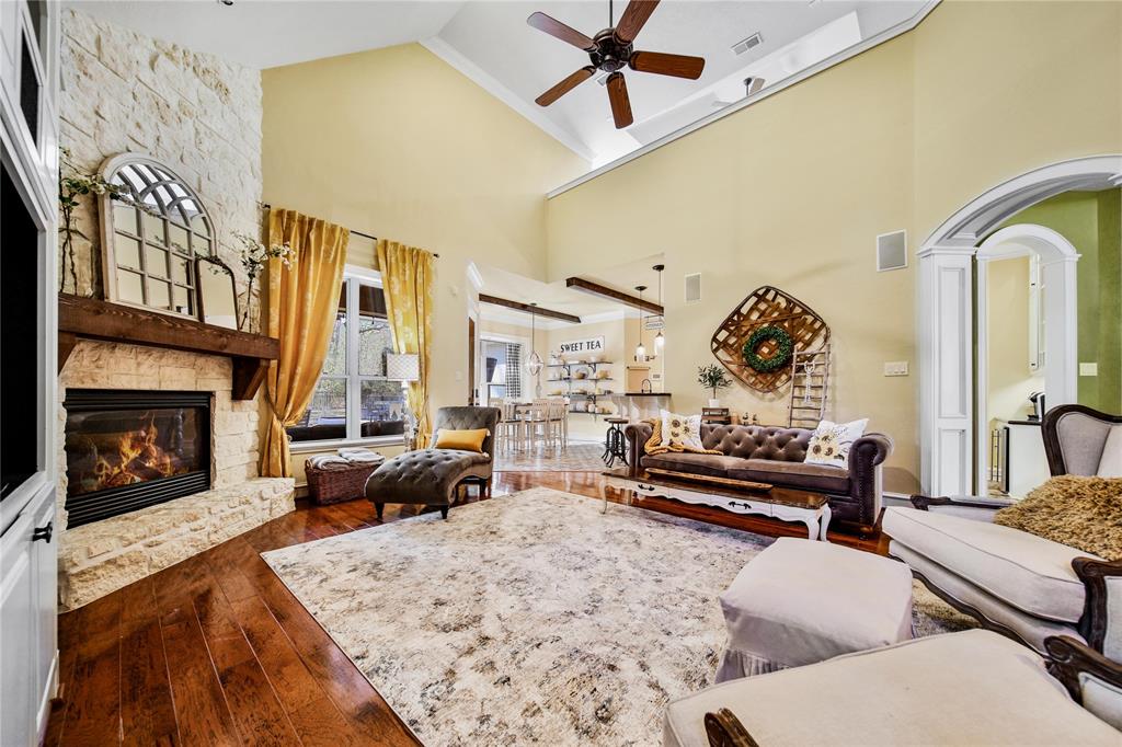 6119 Canyon Creek Ln, Conroe, TX 77304