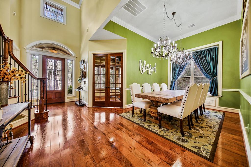 6119 Canyon Creek Ln, Conroe, TX 77304