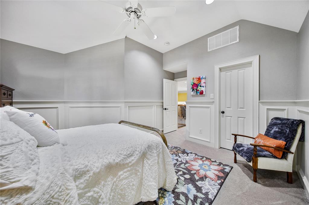 6119 Canyon Creek Ln, Conroe, TX 77304