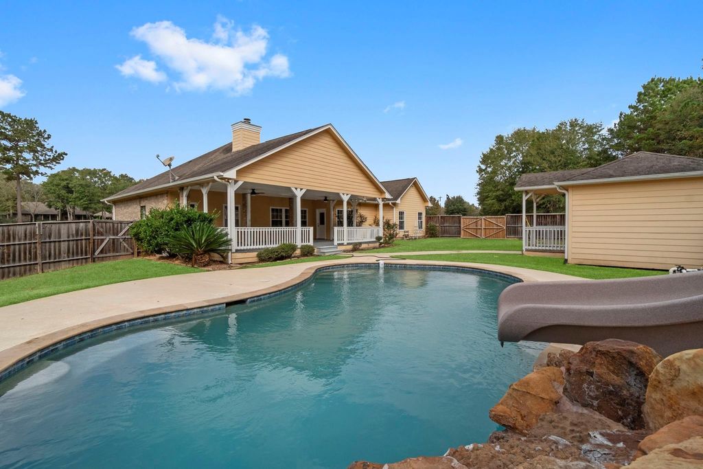 189 Northwood Park, LIVINGSTON, TX 77351