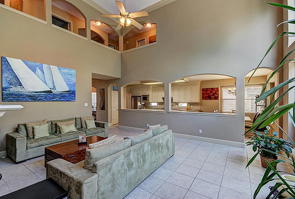 11114 Sherwood Garden Dr, HOUSTON, TX 77043