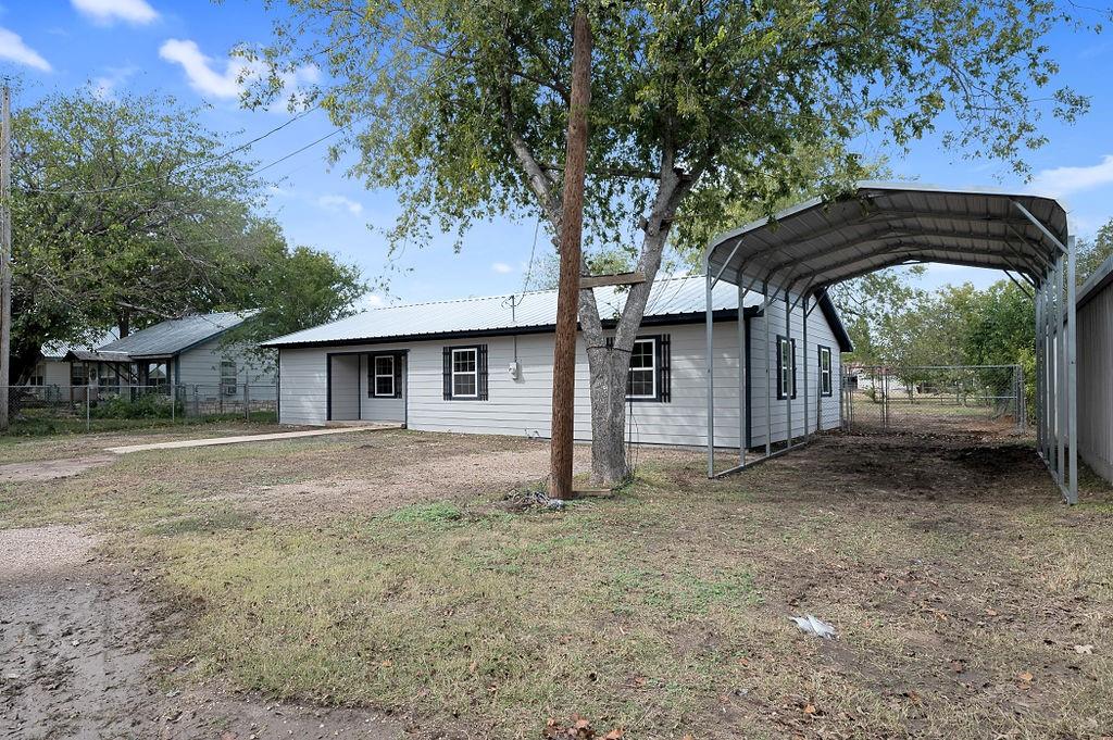 110 County Rd 1239  