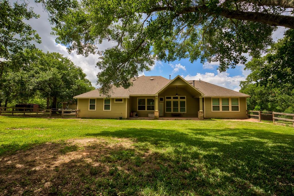 4886 Fm 529 Rd, BELLVILLE, TX 77418