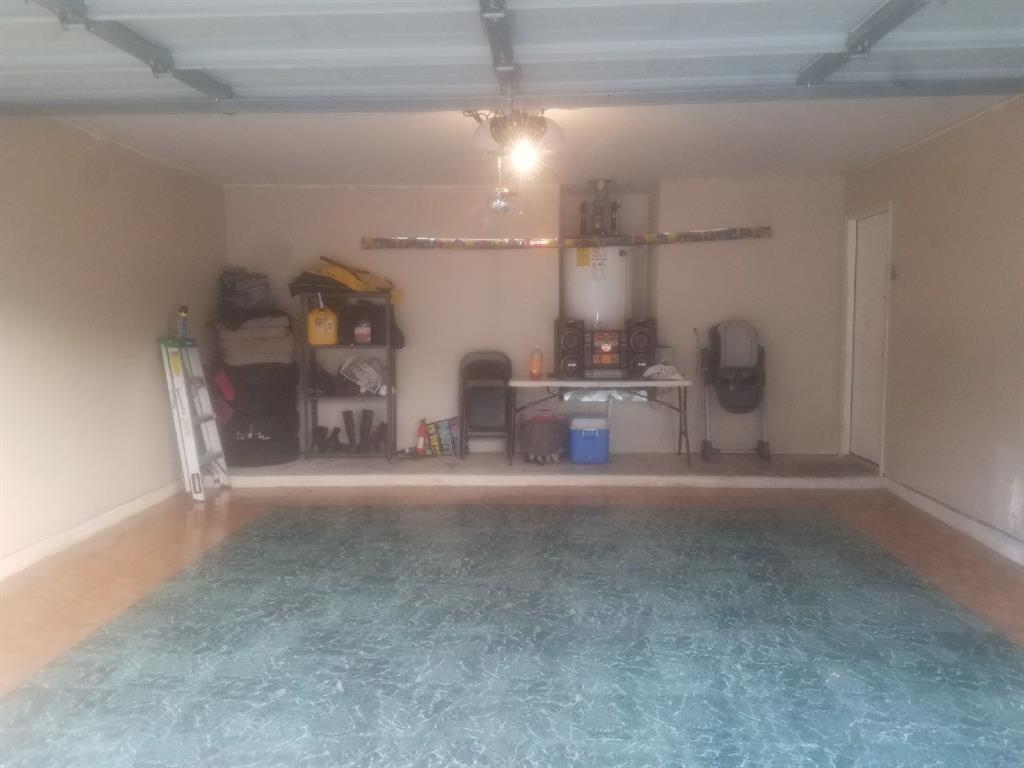 302 Remington Heights Dr, HOUSTON, TX 77073