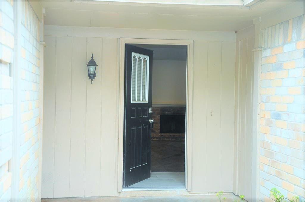 2706 Chimneystone Cir  