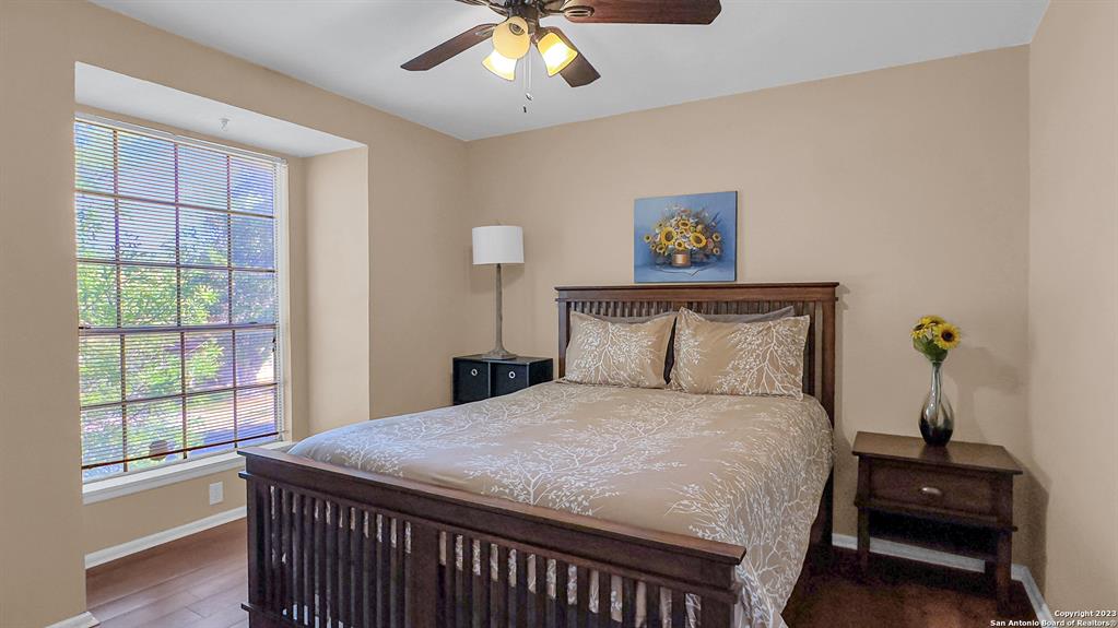 6042 Forest Shadow St  