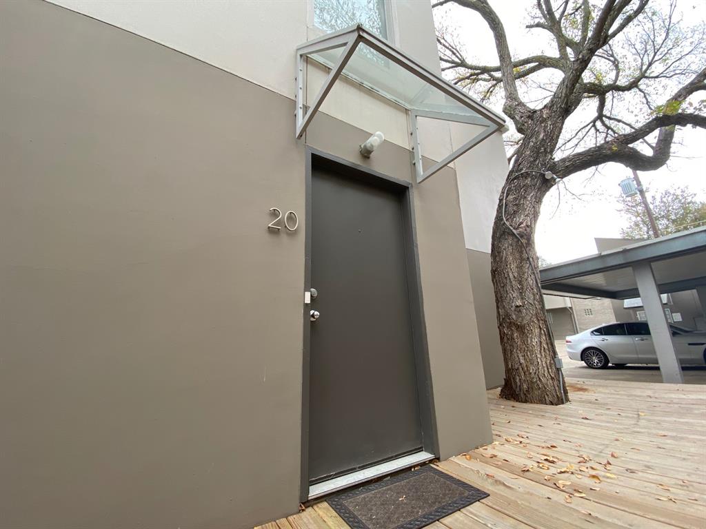 4242 Buena Vista St Unit 20