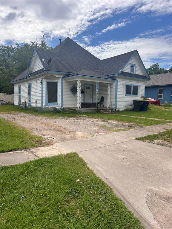 1032 S Montgomery St