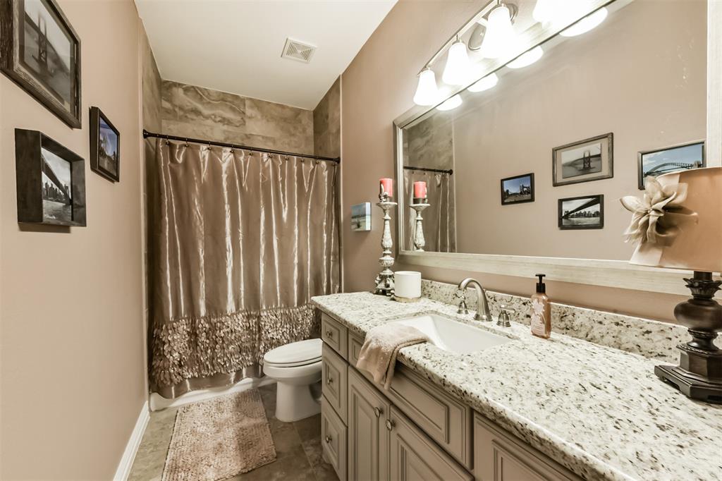 3619 Wellspring Lake Dr, WESTON LAKES, TX 77441