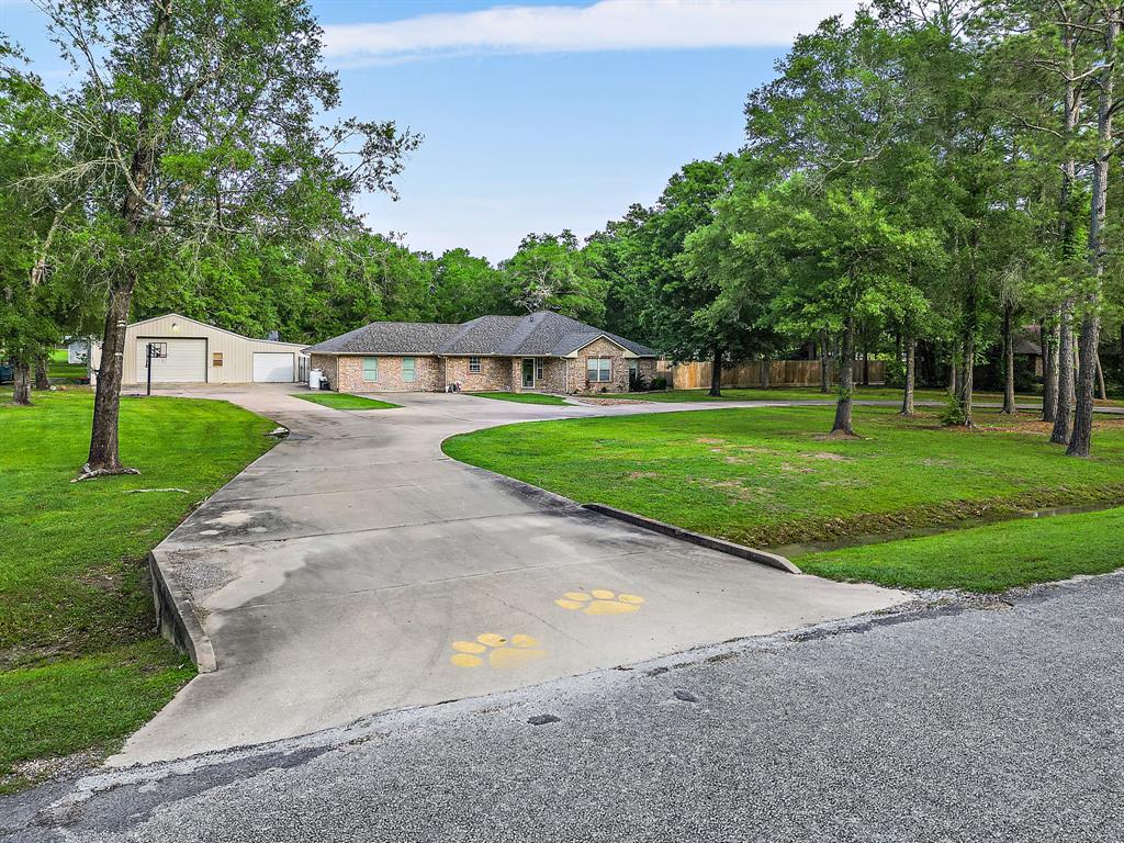 351 INDIAN TRAILS DR  