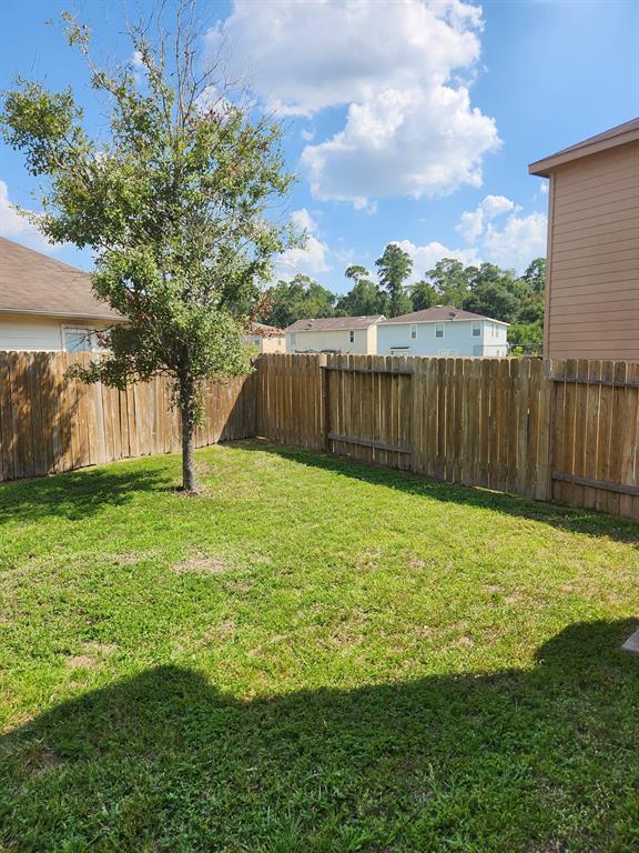 323 Pine Mist Ln, CONROE, TX 77304